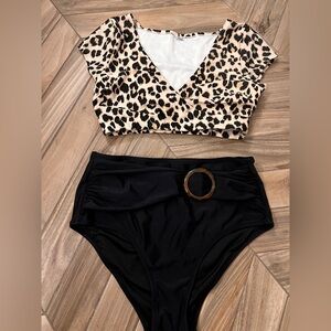 Old Navy two piece Swimwear